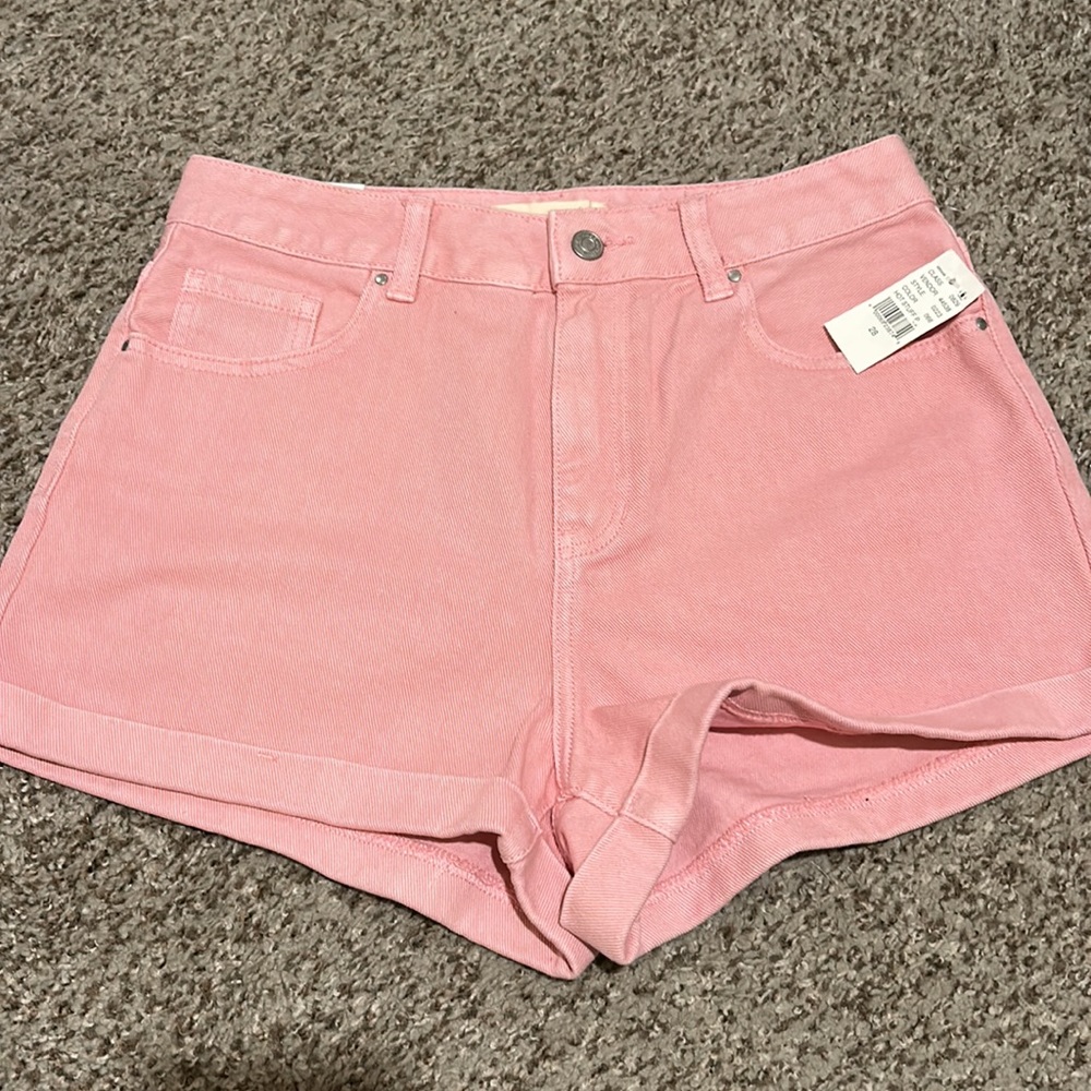 2 pair PAC Sun mom shorts 1 NWT, 1 gently worn. Size 28 & size 27 - Picture 2 of 7
